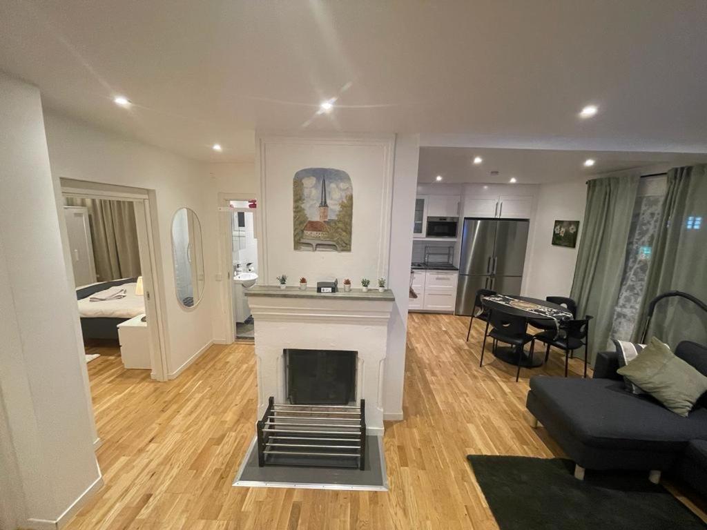 Noah Longstay Apartment Vasteras Exterior foto