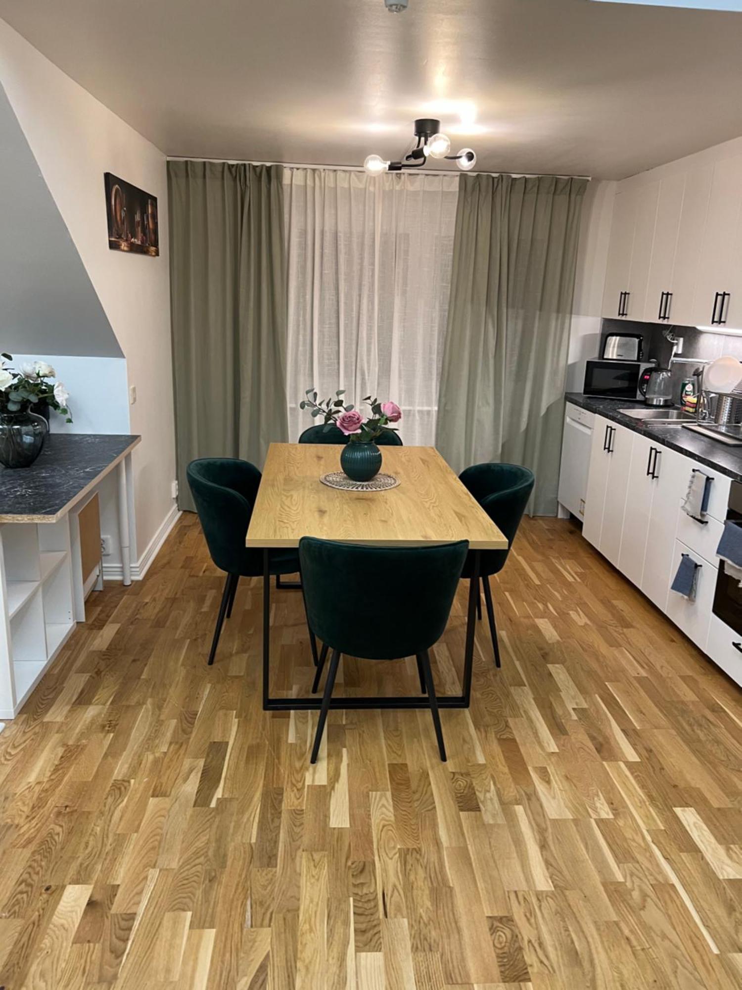 Noah Longstay Apartment Vasteras Exterior foto