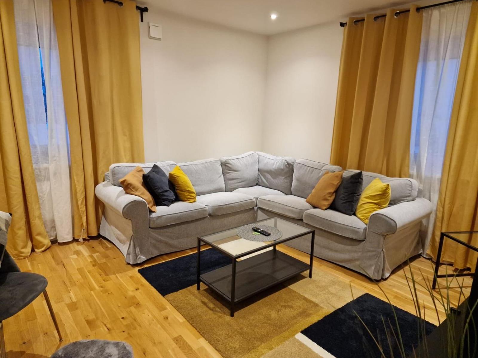 Noah Longstay Apartment Vasteras Exterior foto